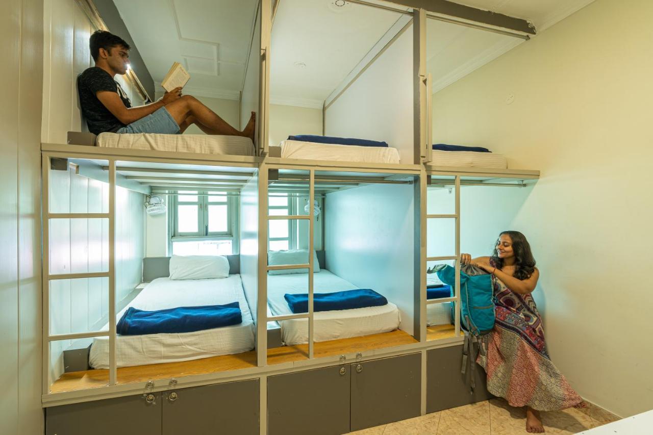 Madpackers Rishikesh Laxman Jhula Hostel Kültér fotó