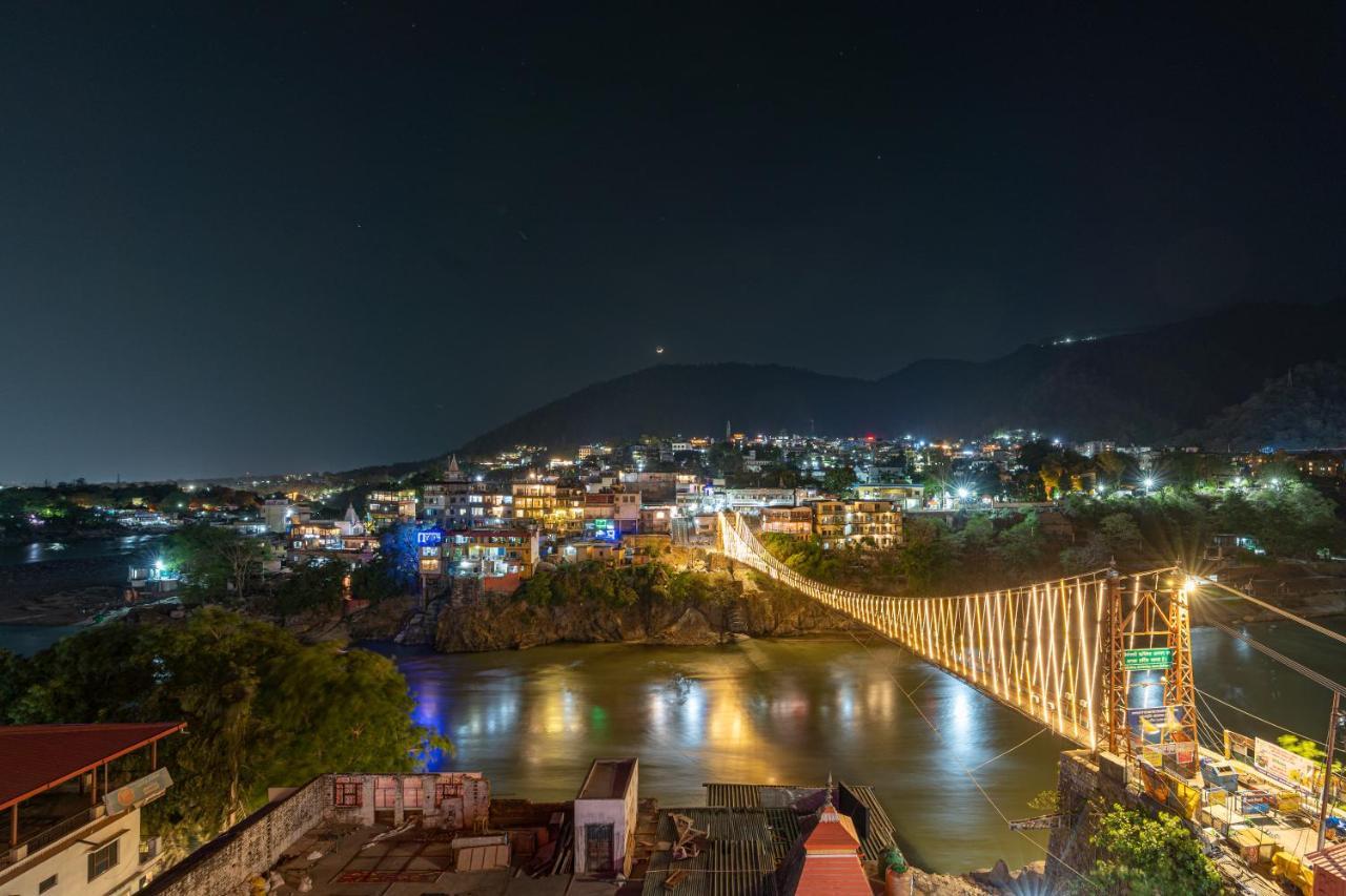 Madpackers Rishikesh Laxman Jhula Hostel Kültér fotó