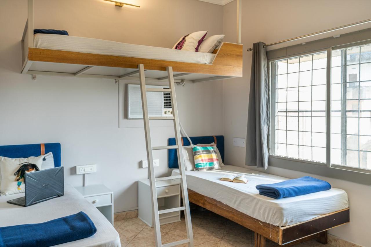 Madpackers Rishikesh Laxman Jhula Hostel Kültér fotó