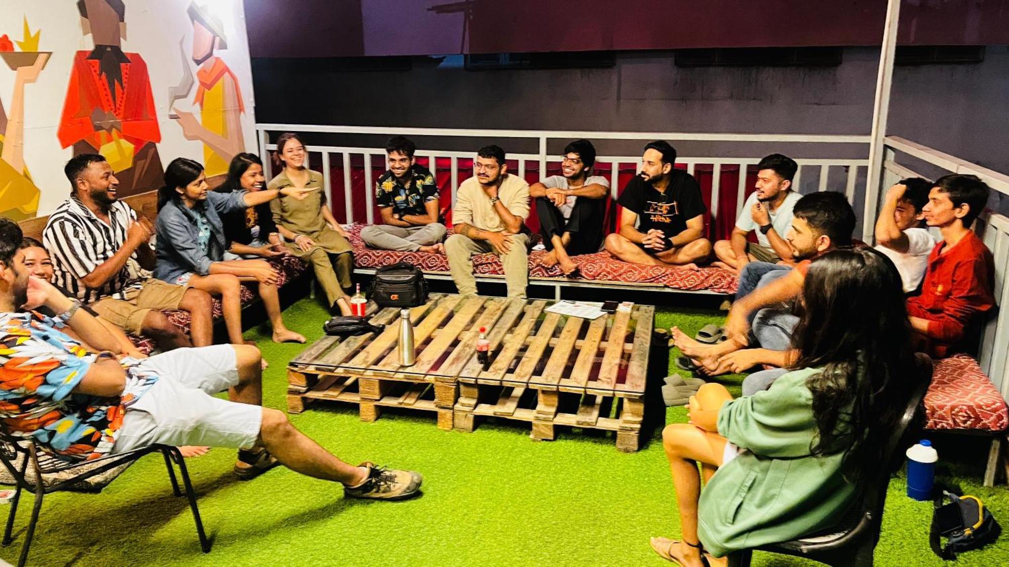 Madpackers Rishikesh Laxman Jhula Hostel Kültér fotó
